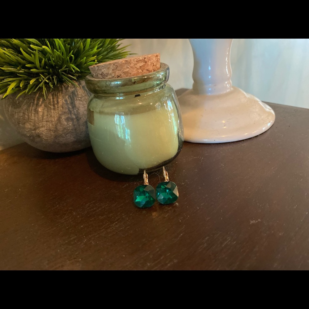 Green sparkle statement earrings - Picture 2 of 4